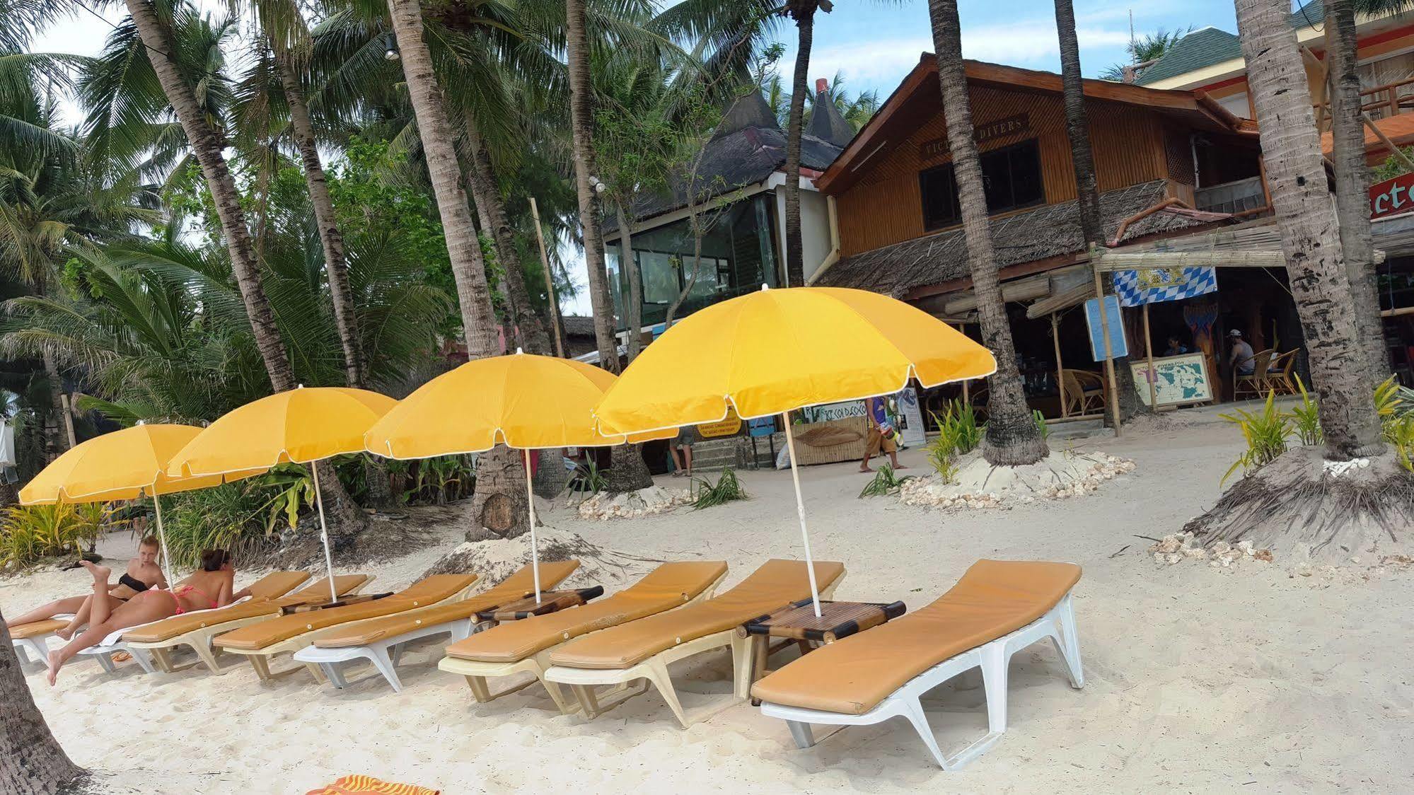 Victory Divers Beach Resort Balabag  Exterior photo